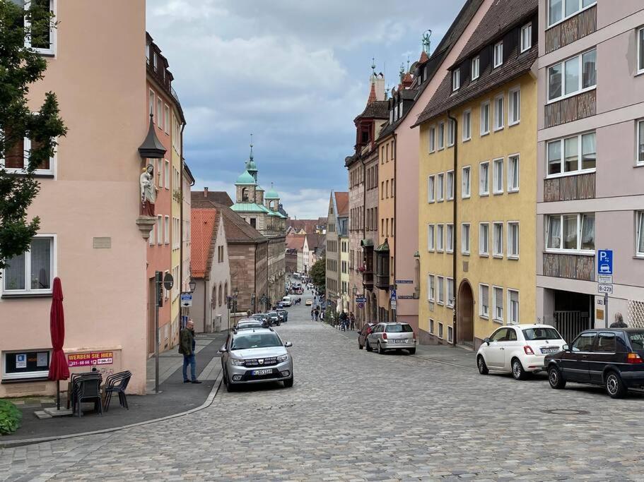 Grosszuegiges Studio-Apartment - Top-Lage + Parken Norimberga Esterno foto